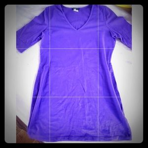 Venus Short-sleeved V-Neck Tunic Tee